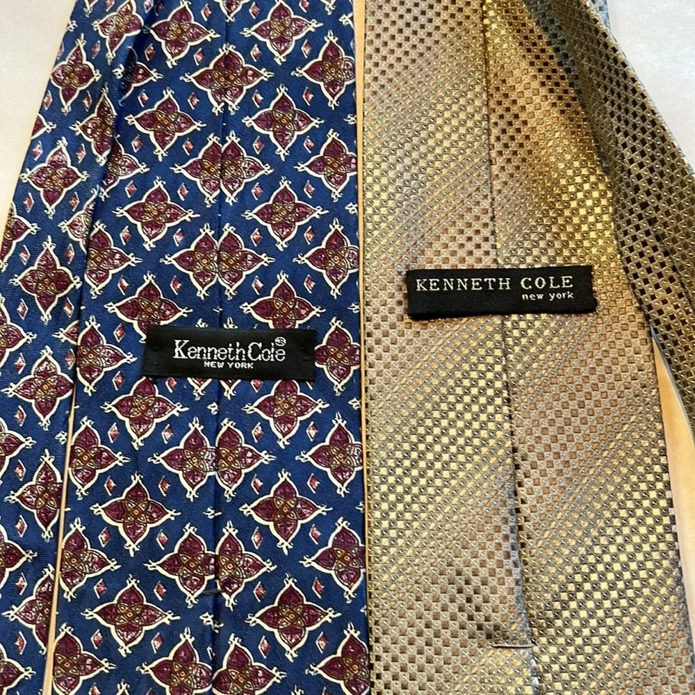 KENNETH COLE Silk Neckties
